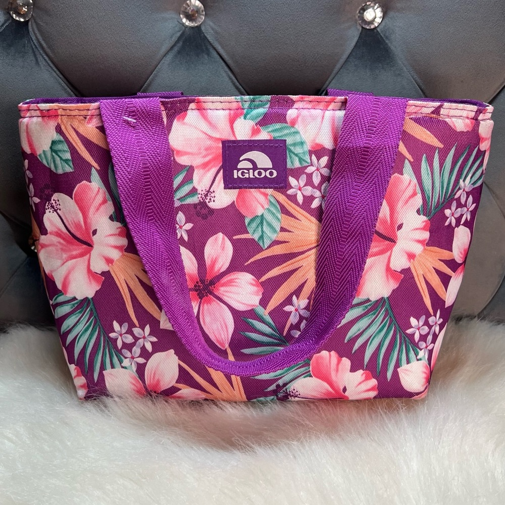 ❌SOLD❌ Igloo Lunch Bag 🌸